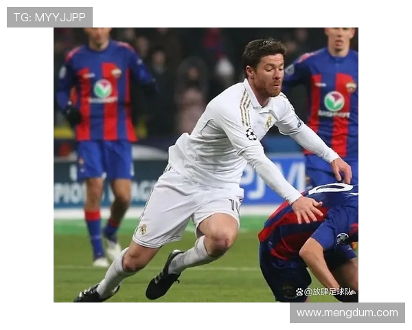 阿隆索试验阿拉巴中场角色,皇马或开启战术新篇章